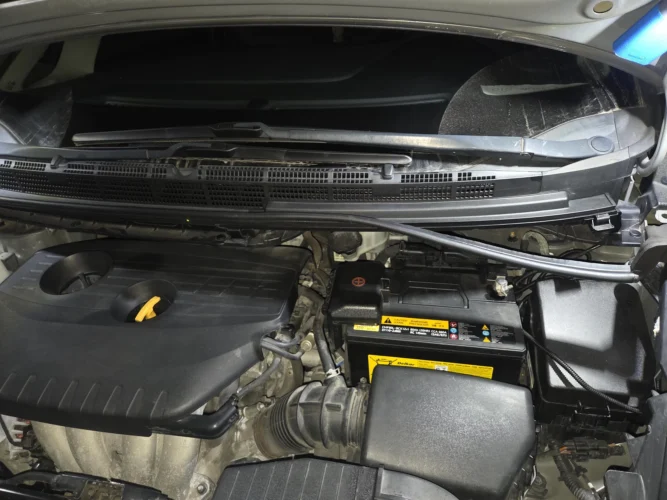 2018 기아 더뉴카렌스 후드 웨더스트립 설치